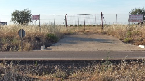 PARCELA RUSTICA A 15 EUROS EL METRO 