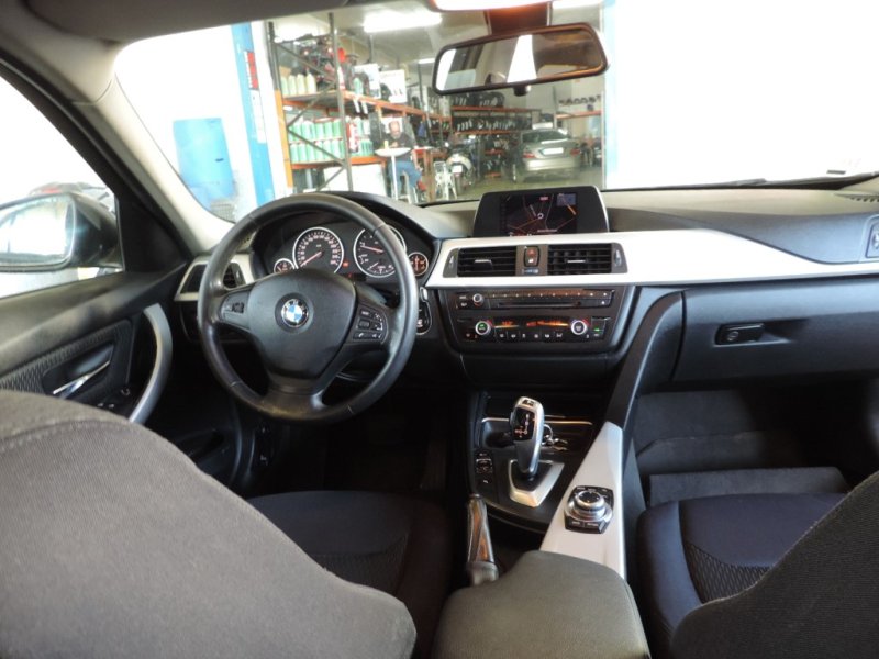 BMW 320 D CON 184 CV Y CAMBIO AUTOMATICO SECUENC