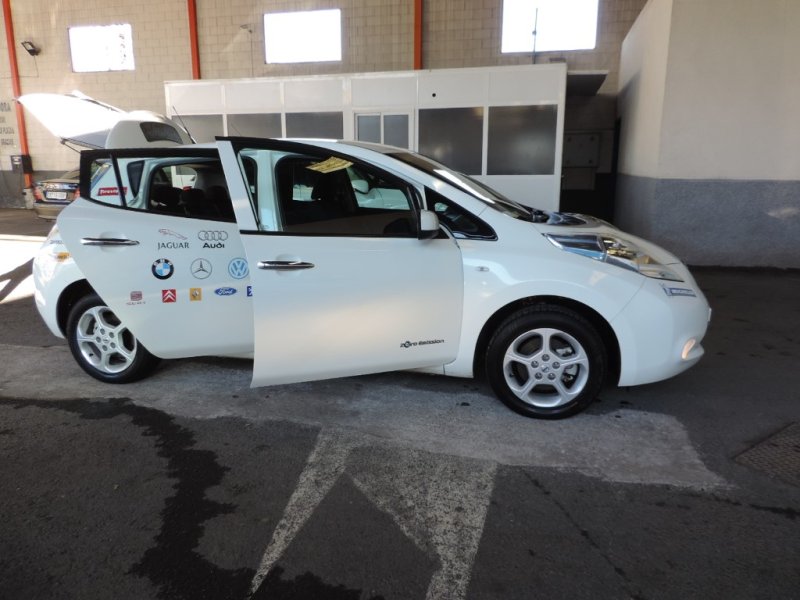 NISSAN LEAF 100% ELECTRICO CON 109 CV 100%  ELECTRICO  CON CAMBIO AUTOMATICO