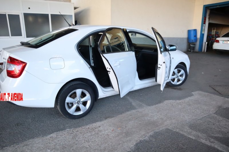 SKODA RAPID 1600 TDI CON 105 CV 5 PUERTAS