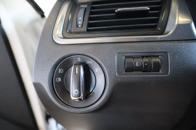 SKODA RAPID 1600 TDI CON 105 CV 5 PUERTAS