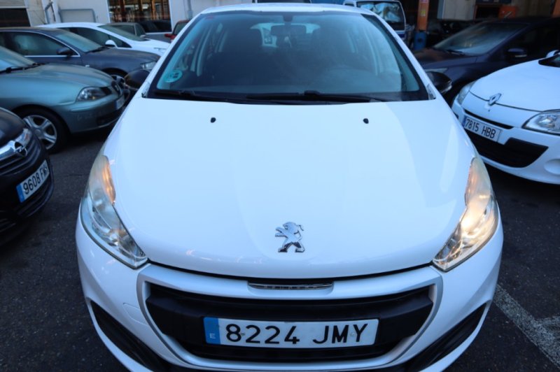 PEUGEOT 208 1600 HDI