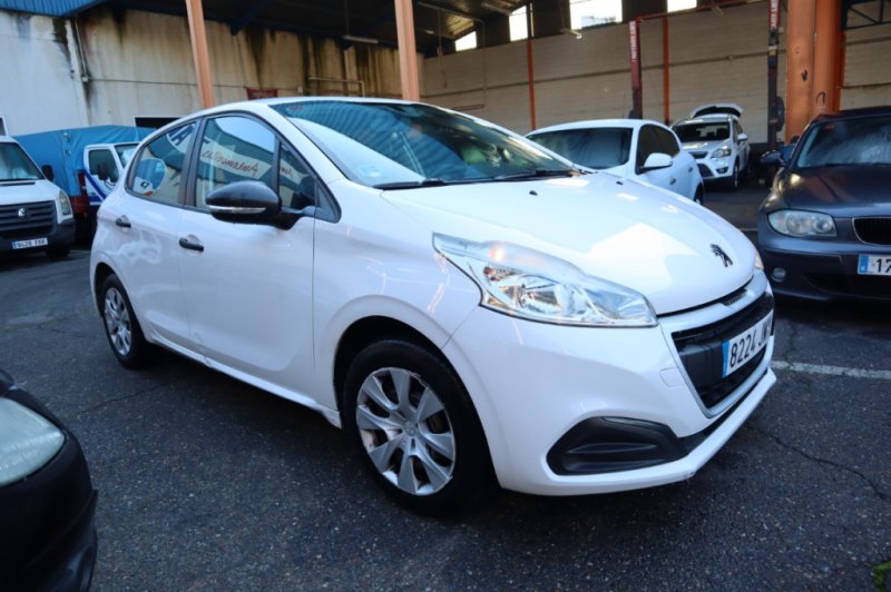 PEUGEOT 208 1600 HDI