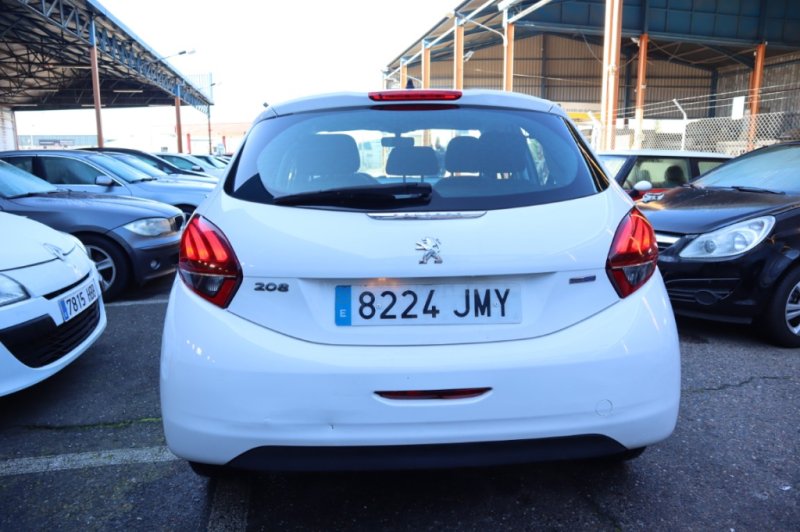 PEUGEOT 208 1600 HDI