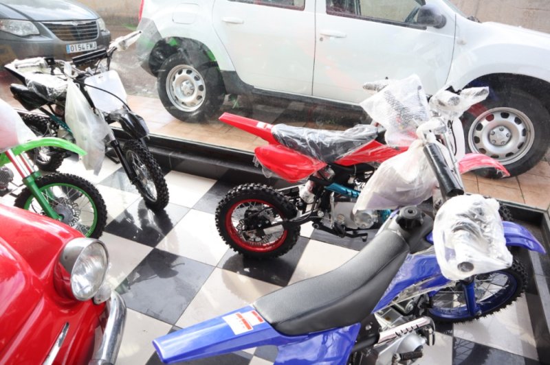 MINI-MOTOS DE CROSS DE  AUTOMATICO 125 CC