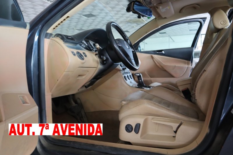 VOLKSWAGEN PASSAT 2.0 TDI 140 CV CON CAMBIO AUTOMATICO