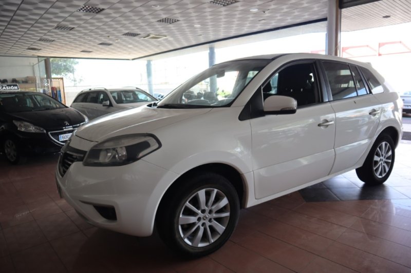 RENAULT KOLEOS 2000 T/DIESEL 4X4 DE 150 CV Y 6 VELOC.