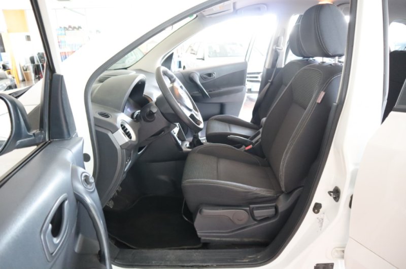 RENAULT KOLEOS 2000 T/DIESEL 4X4 DE 150 CV Y 6 VELOC.