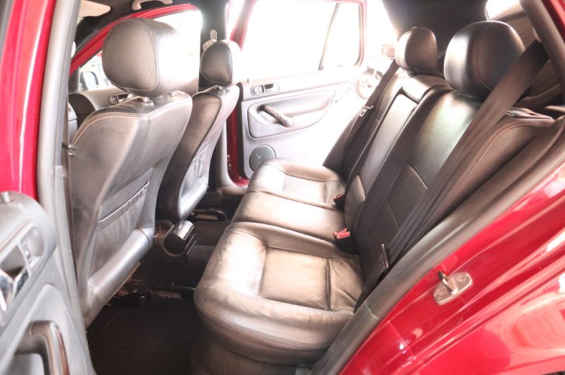 VOLKSWAGEN GOLF 1900 TDI DE 150 CV CON 6 VELOCIDADES