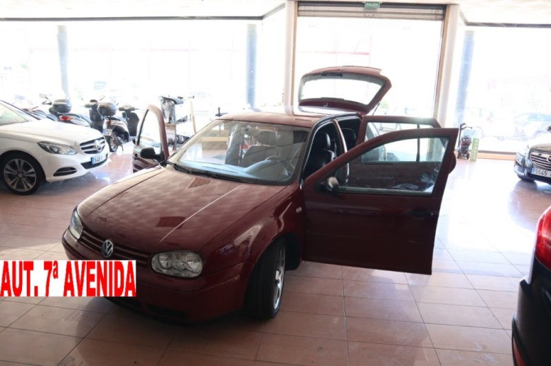 VOLKSWAGEN GOLF 1900 TDI DE 150 CV CON 6 VELOCIDADES