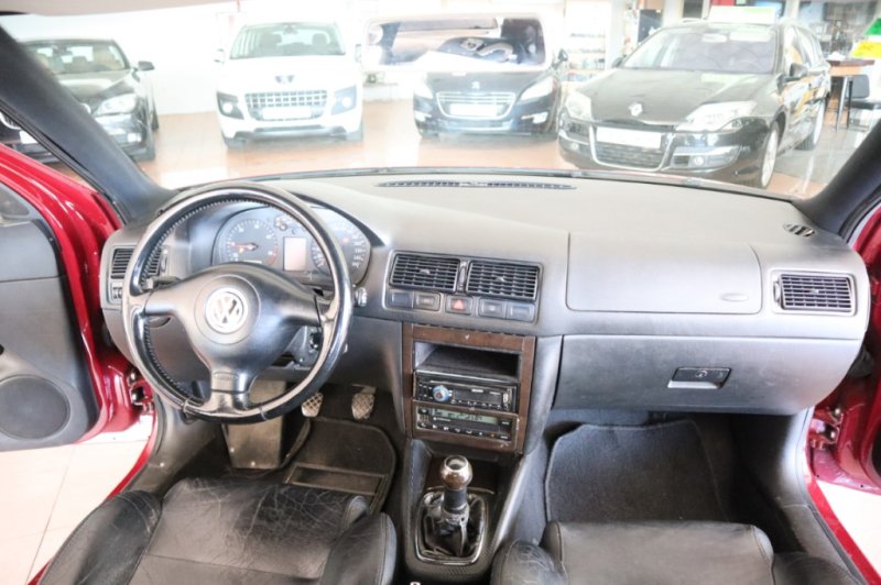 VOLKSWAGEN GOLF 1900 TDI DE 150 CV CON 6 VELOCIDADES