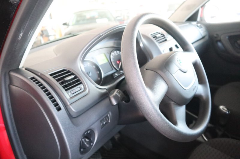 SKODA FABIA 1200 INYECCION DE GASOLINA