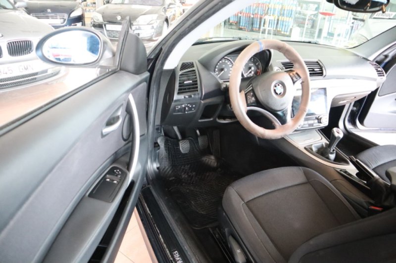 BMW 118 2000 TURBO DIESEL CON 143 CV