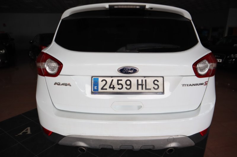 FORD KUGA TDCI 2000 TURBO DIESEL DE 140 CV Y 6 VELOCID.