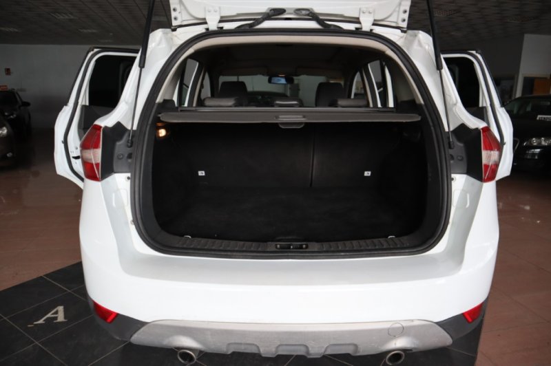 FORD KUGA TDCI 2000 TURBO DIESEL DE 140 CV Y 6 VELOCID.