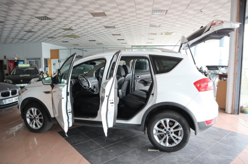 FORD KUGA TDCI 2000 TURBO DIESEL DE 140 CV Y 6 VELOCID.