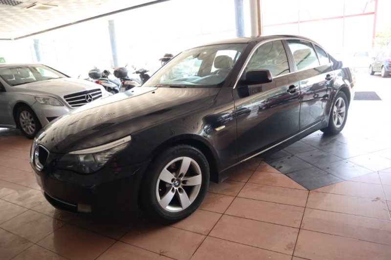 BMW 520 D TURBO DIESEL DE 177 CV  CON 6V.