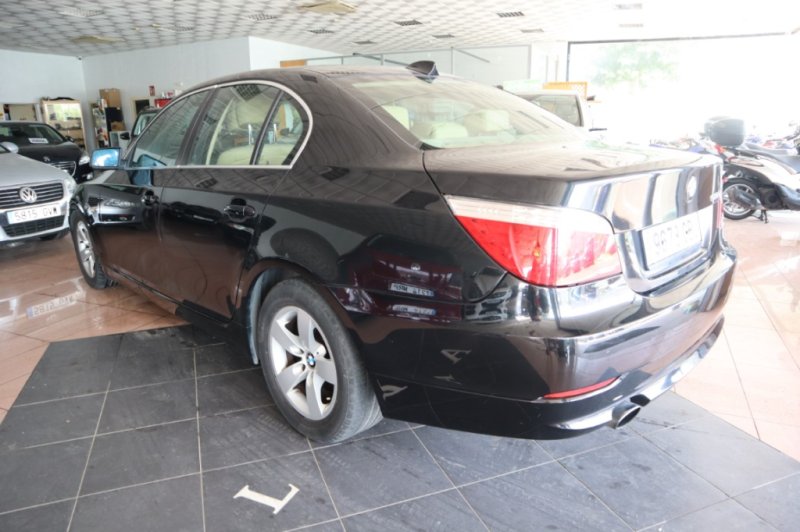 BMW 520 D TURBO DIESEL DE 177 CV  CON 6V.