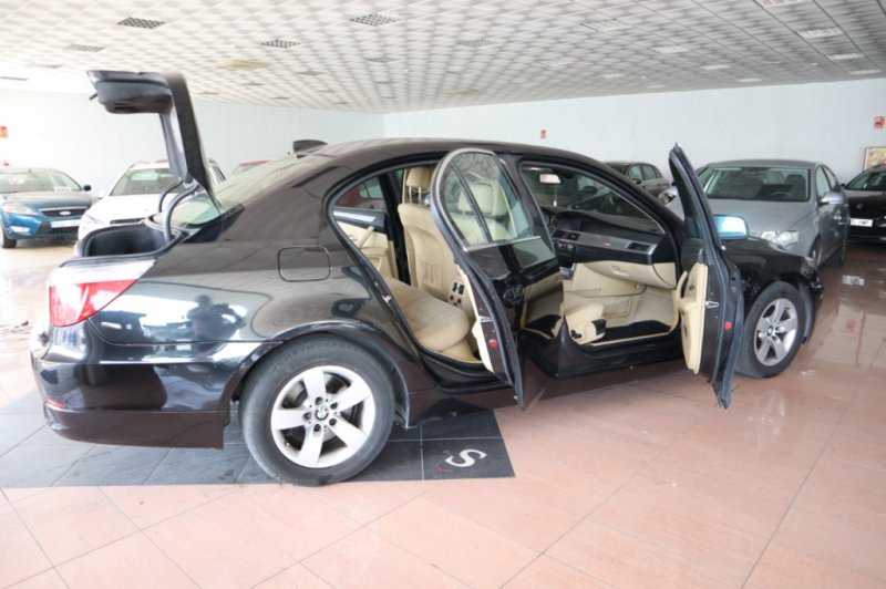 BMW 520 D TURBO DIESEL DE 177 CV  CON 6V.