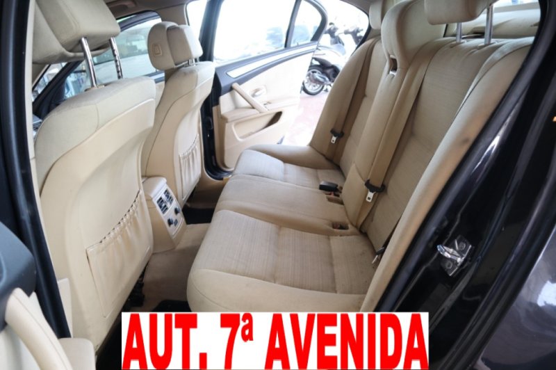 BMW 520 D TURBO DIESEL DE 177 CV  CON 6V.