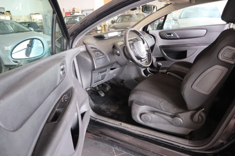 CITROEN C4 COUPÉ 1.600 HDI VTR PLUS CON 110 CV
