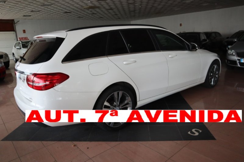 MERCEDES-BENZ C 200 TURBO DIESEL CON CAMBIO AUTOMATICO