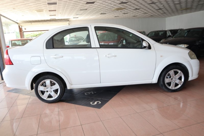 CHEVROLET AVEO 1400 INYECCION DE GASOLINA CON 101 CV