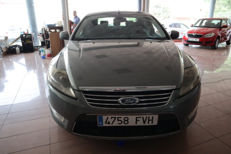 FORD MONDEO 2.0 TURBO DIESEL DE 140 CV Y CON 6 VEL.