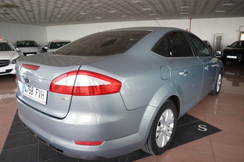 FORD MONDEO 2.0 TURBO DIESEL DE 140 CV Y CON 6 VEL.