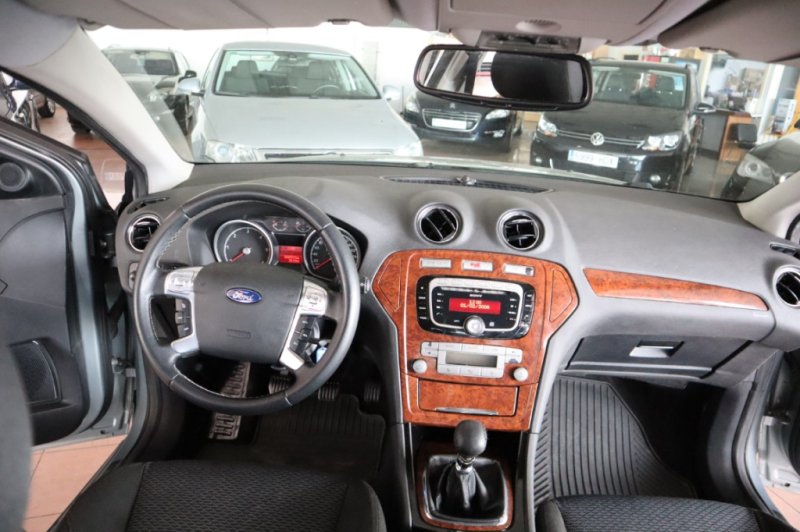 FORD MONDEO 2.0 TURBO DIESEL DE 140 CV Y CON 6 VEL.