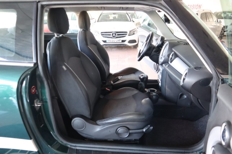 MINI ONE COOUPER 1600 CC INYECCION