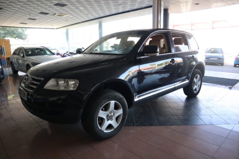 VOLKSWAGEN TOUAREG R-5  2500 CC TURBO DIESEL DE 175 CV