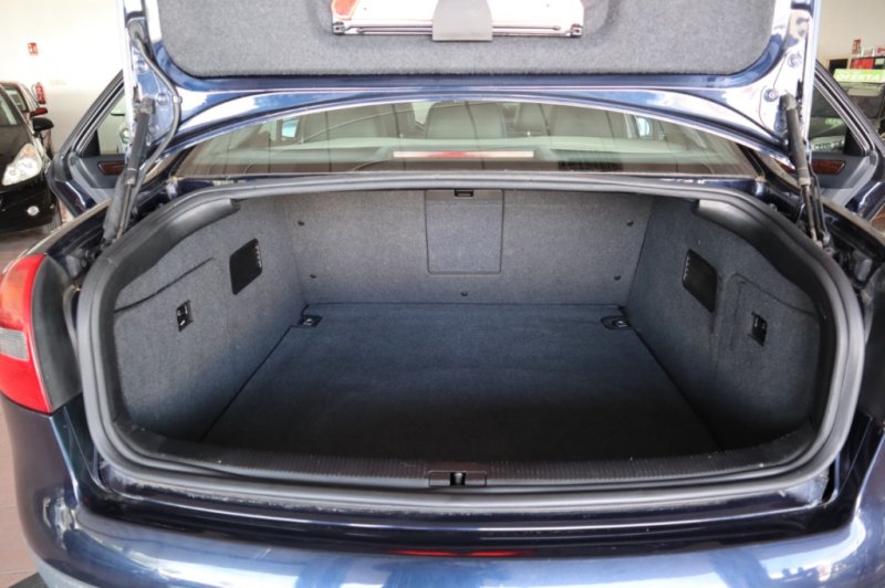 AUDI A6 2500 TDI CON 150 CV Y CAMBIO AUTOMATICO