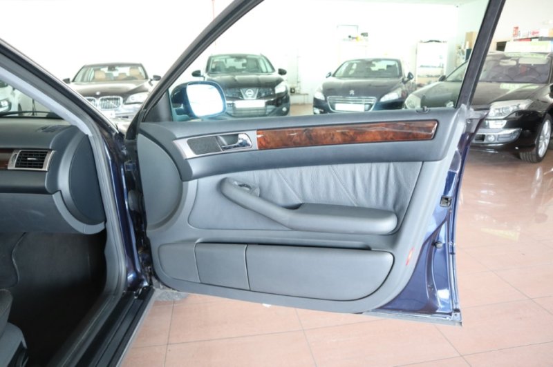 AUDI A6 2500 TDI CON 150 CV Y CAMBIO AUTOMATICO