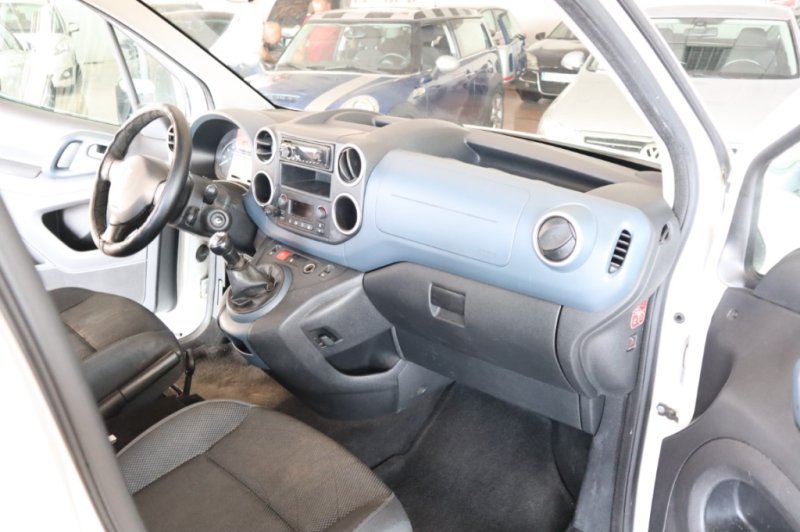 PEUGEOT PARTNER 1600 HDI DE 90 CV CON 5 PLAZAS