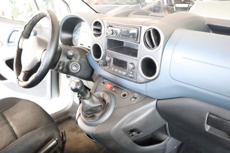 PEUGEOT PARTNER 1600 HDI DE 90 CV CON 5 PLAZAS