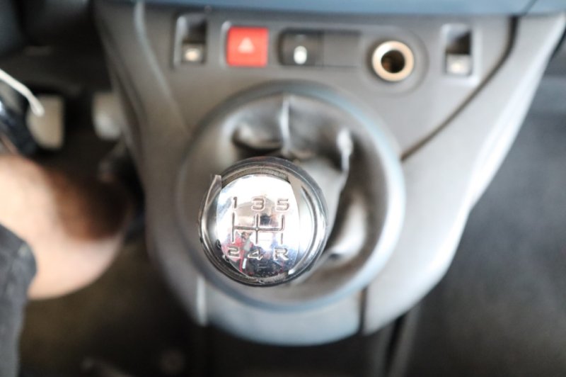 PEUGEOT PARTNER 1600 HDI DE 90 CV CON 5 PLAZAS