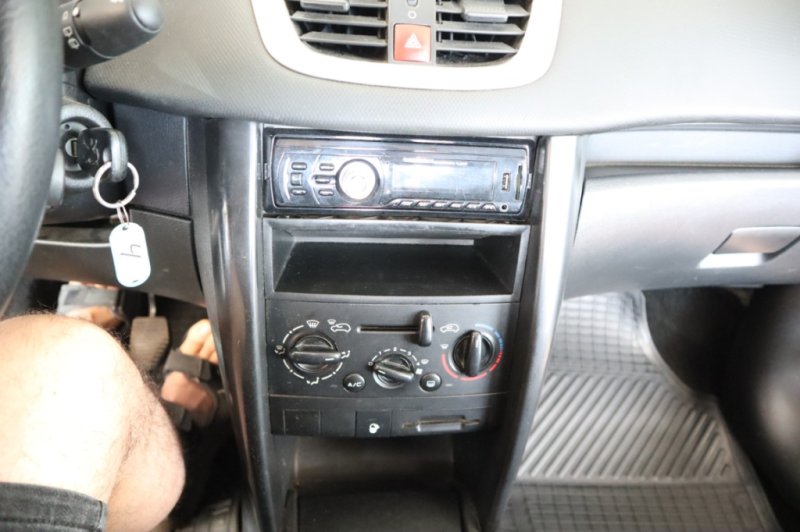 PEUGEOT 207 1400 INYECCION DE GASOLINA