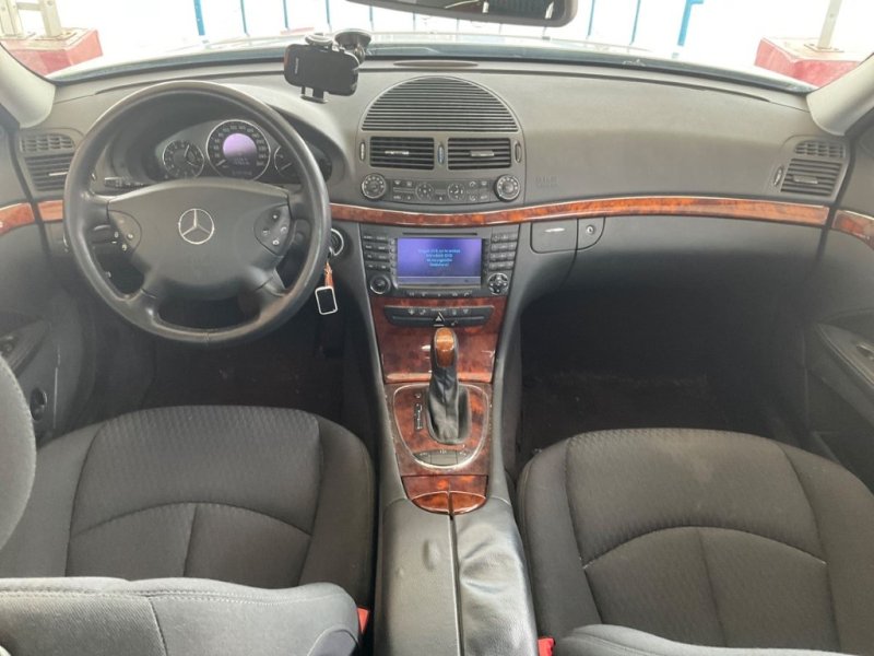MERCEDES-BENZ E 320 Mercedes-Benz E-Klasse E320 CDI Elegance