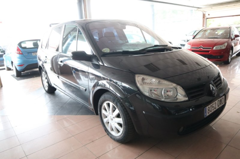 RENAULT GRAND SCENIC 2000 DCI Y CAJA DE CAMBIOS DE 6 VELOCID.