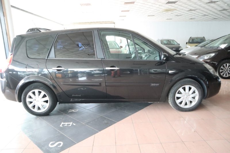 RENAULT GRAND SCENIC 2000 DCI Y CAJA DE CAMBIOS DE 6 VELOCID.