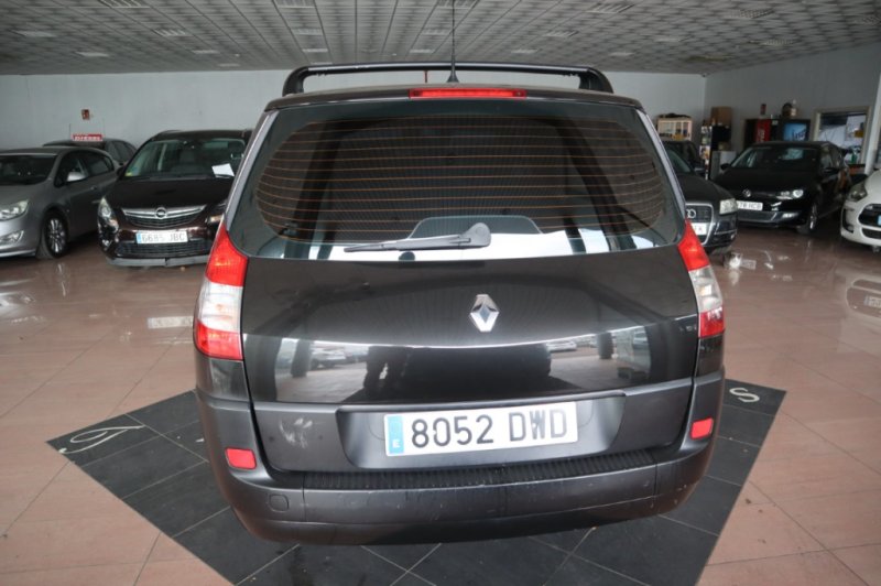 RENAULT GRAND SCENIC 2000 DCI Y CAJA DE CAMBIOS DE 6 VELOCID.