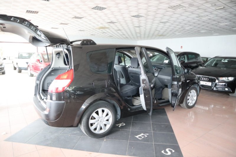 RENAULT GRAND SCENIC 2000 DCI Y CAJA DE CAMBIOS DE 6 VELOCID.