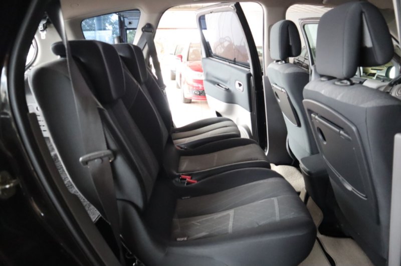 RENAULT GRAND SCENIC 2000 DCI Y CAJA DE CAMBIOS DE 6 VELOCID.