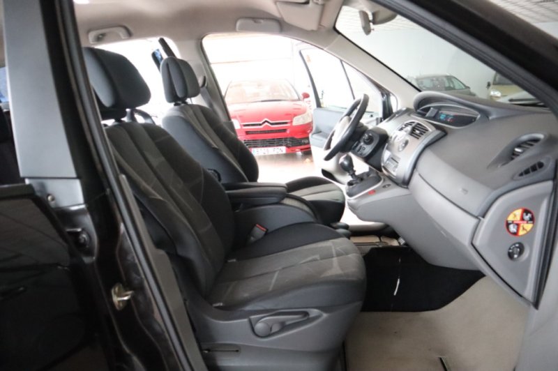 RENAULT GRAND SCENIC 2000 DCI Y CAJA DE CAMBIOS DE 6 VELOCID.