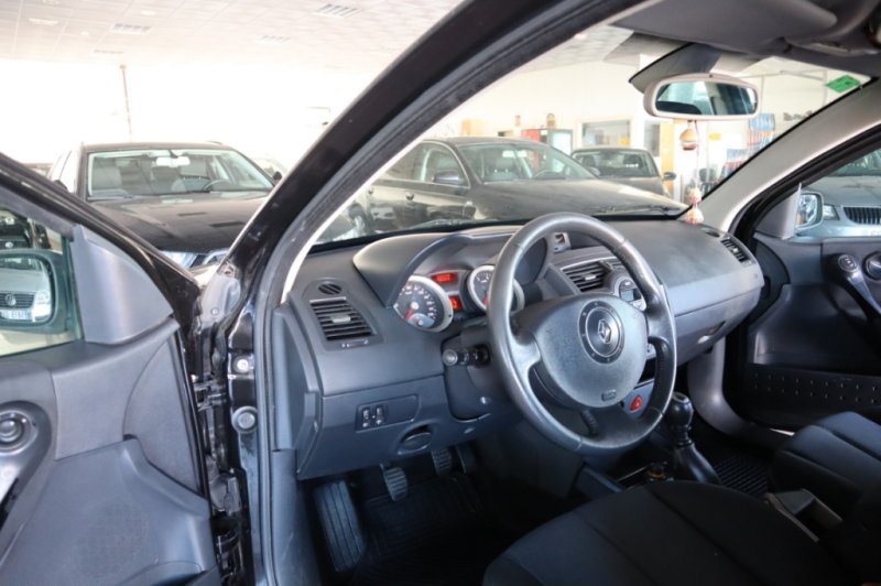 RENAULT MEGANE 1900 DCI DE 120 CV Y CAJA CAMBIOS DE 6 V