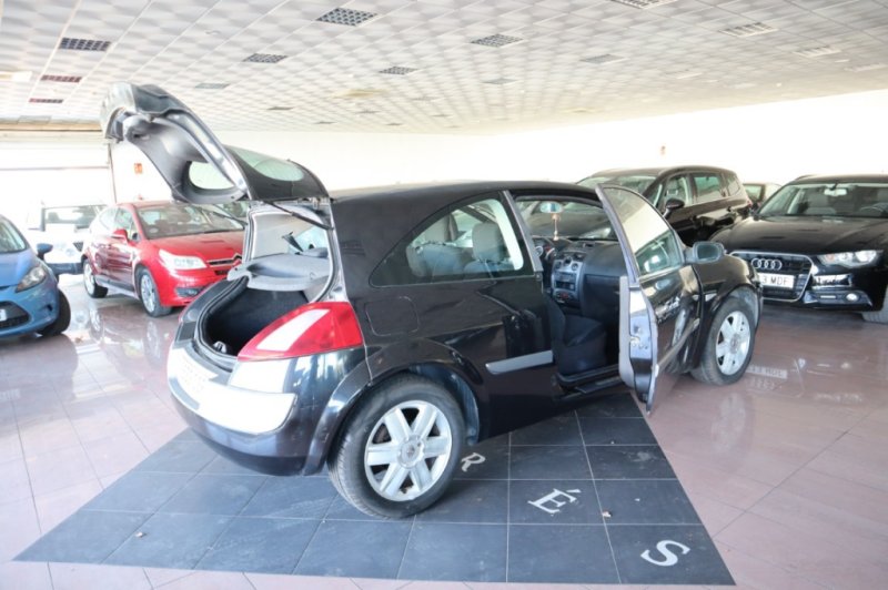 RENAULT MEGANE 1900 DCI DE 120 CV Y CAJA CAMBIOS DE 6 V