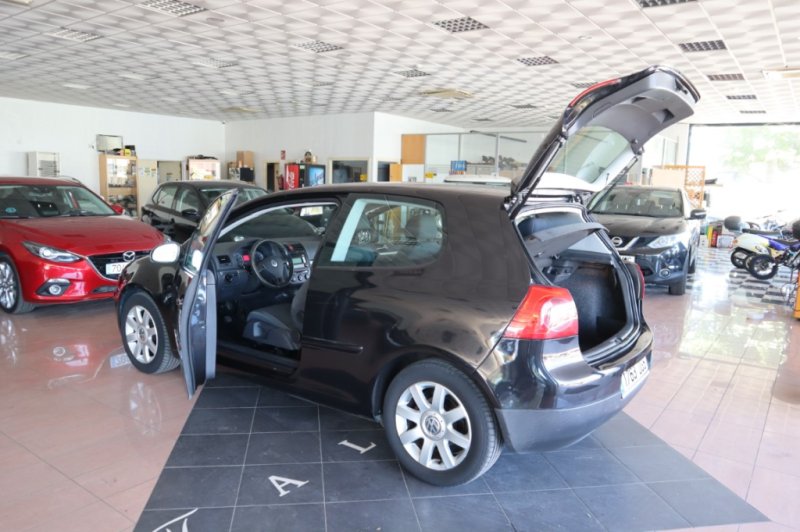 VOLKSWAGEN GOLF 1900 TDI