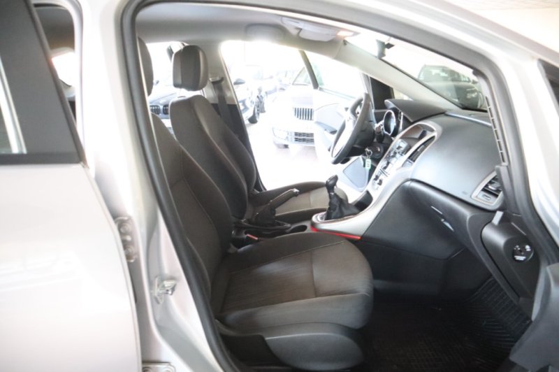 OPEL ASTRA 1700 TURBO DIESEL DE 110 CV CON 6 VEL