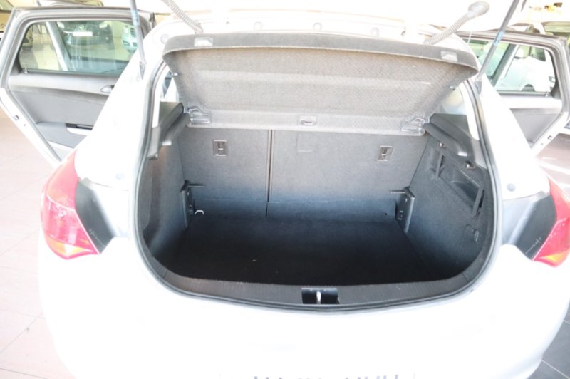 OPEL ASTRA 1700 TURBO DIESEL DE 110 CV CON 6 VEL